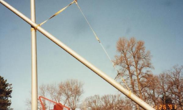 Gilbert Hawkins, <em>Four Poles and Light</em>, 1974 (installation view, October 1974)