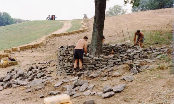 Builiding of Tree Well, 1997
