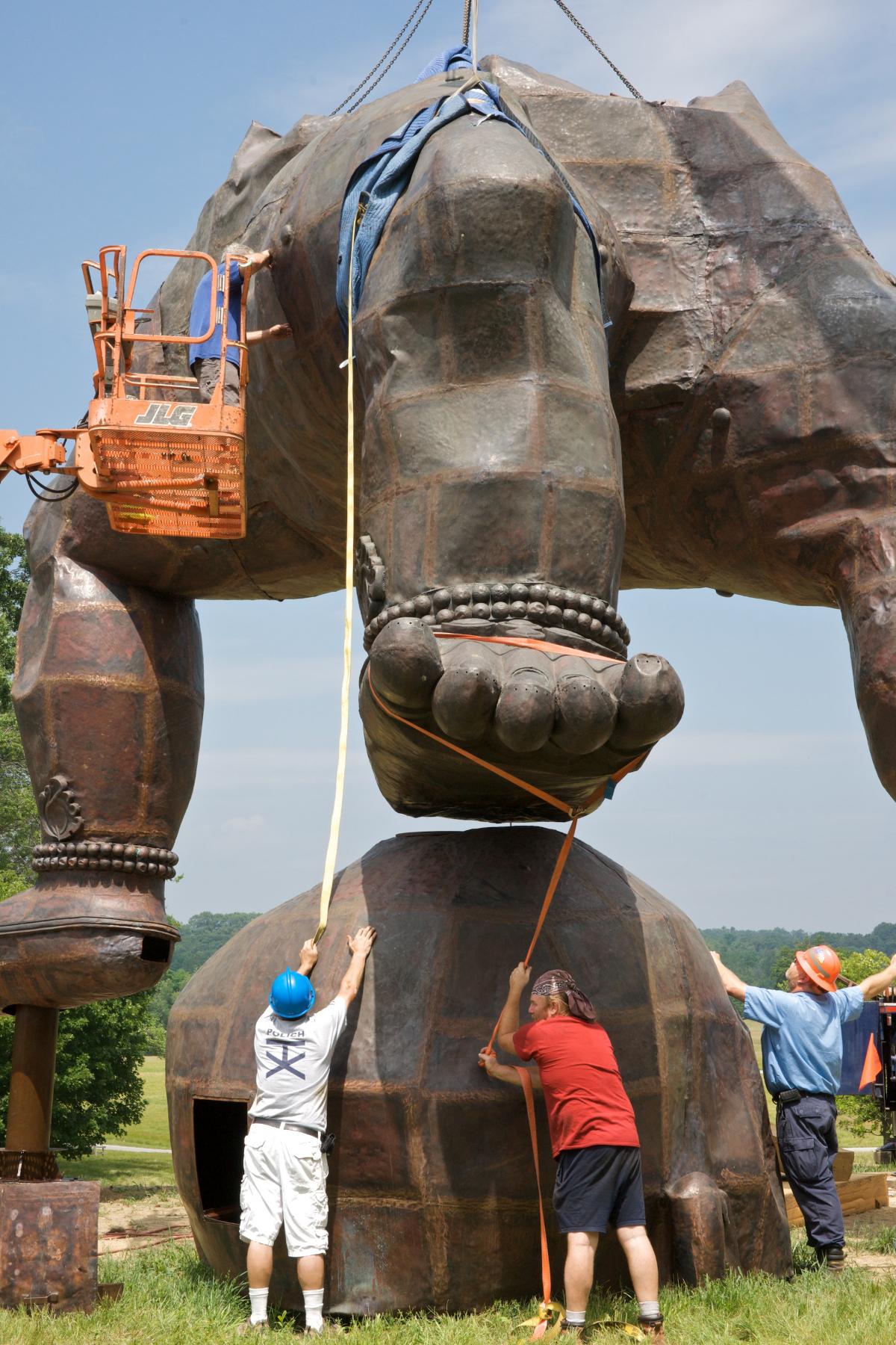 Zhang Huan, <em>Three Legged Buddha</em>, 2007 (installation view, 2010) 