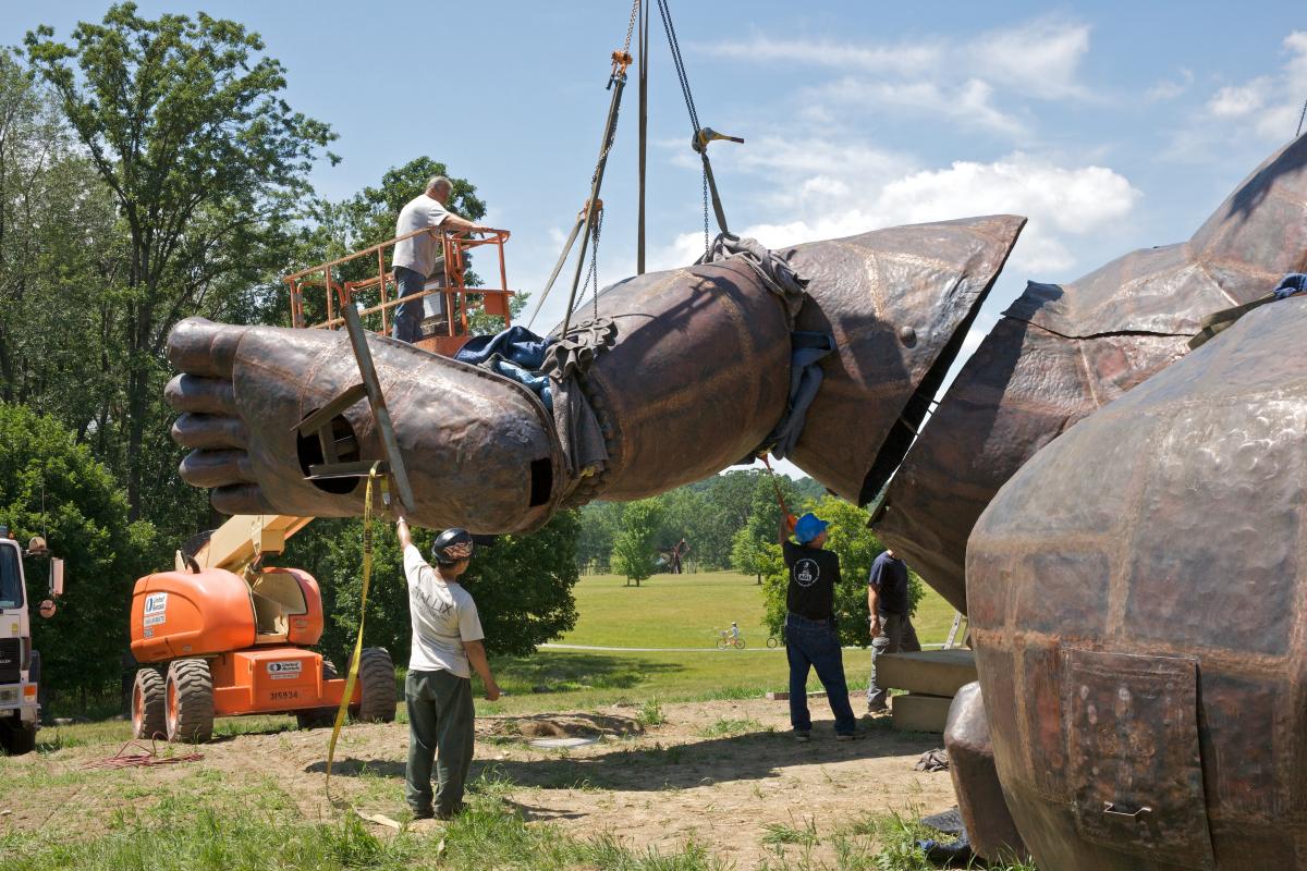 Zhang Huan, <em>Three Legged Buddha</em>, 2007 (installation view, 2010)