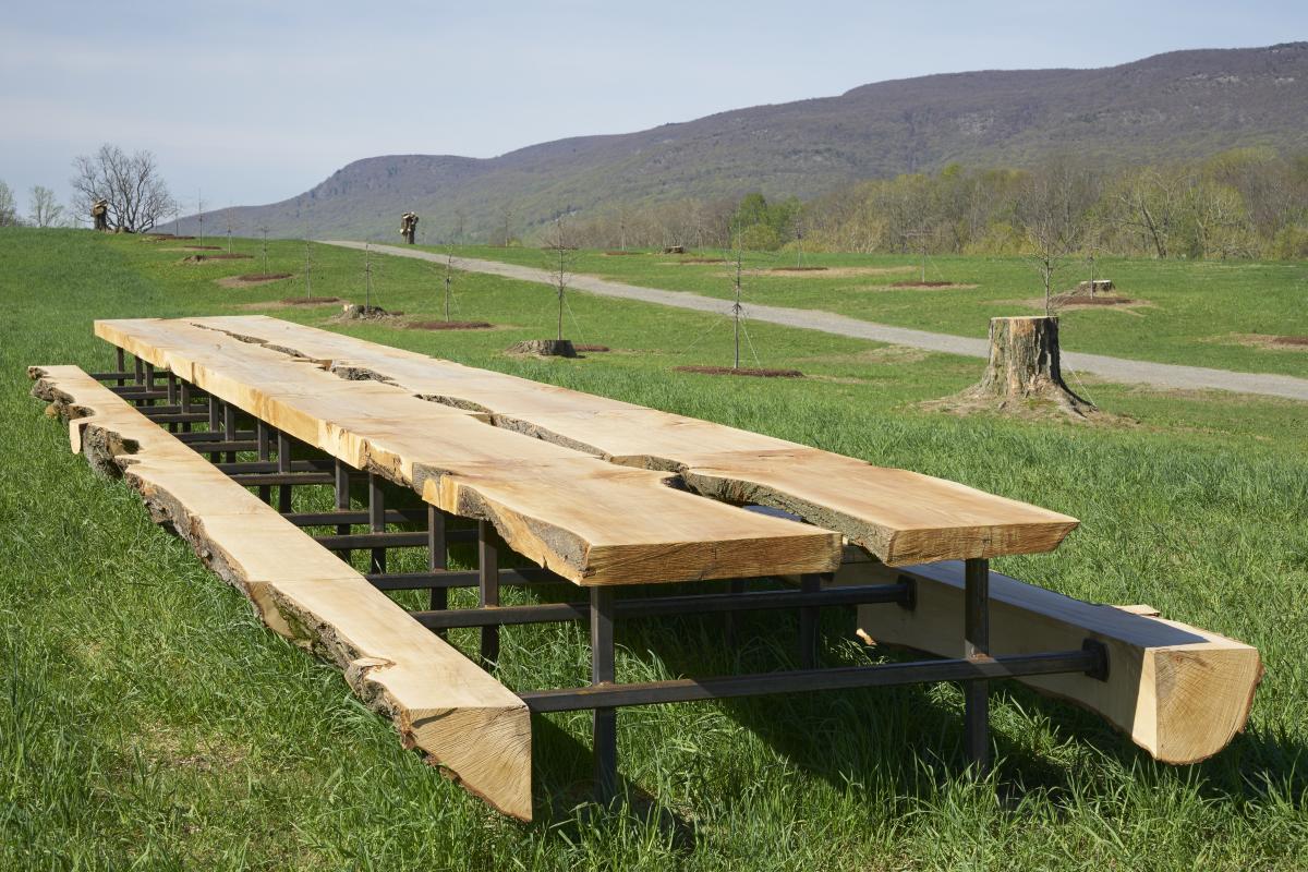 Jean Shin,<i> All&eacute;e Gathering</i>, 2019<br />
(installation view, 2019)
