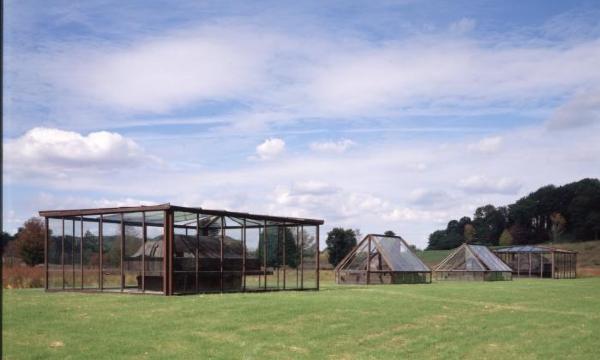 Magdalena Abakanowicz<i><i>, <em>Sarcophagi in Glass Houses</em>, </i>1989 </i>(installation view)