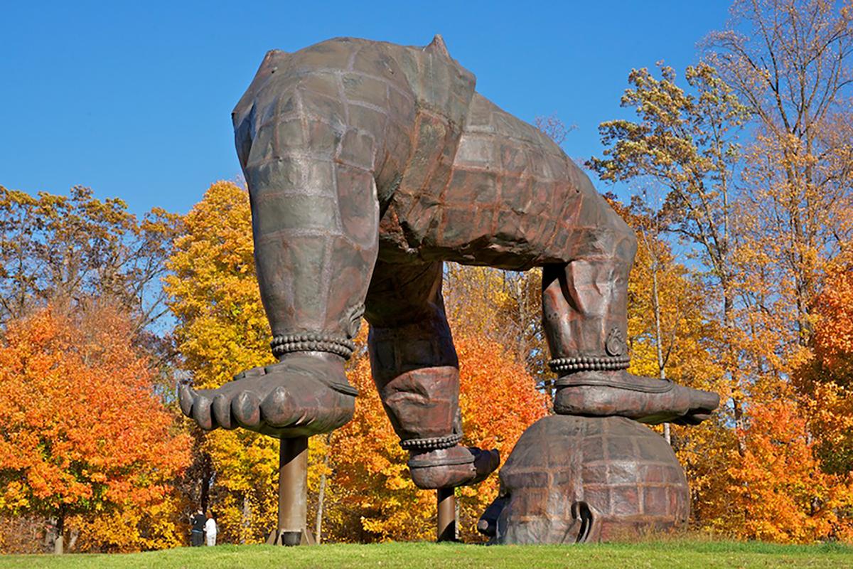 Zhang Huan, <em>Three Legged Buddha, </em>2007 (installation view, 2010)