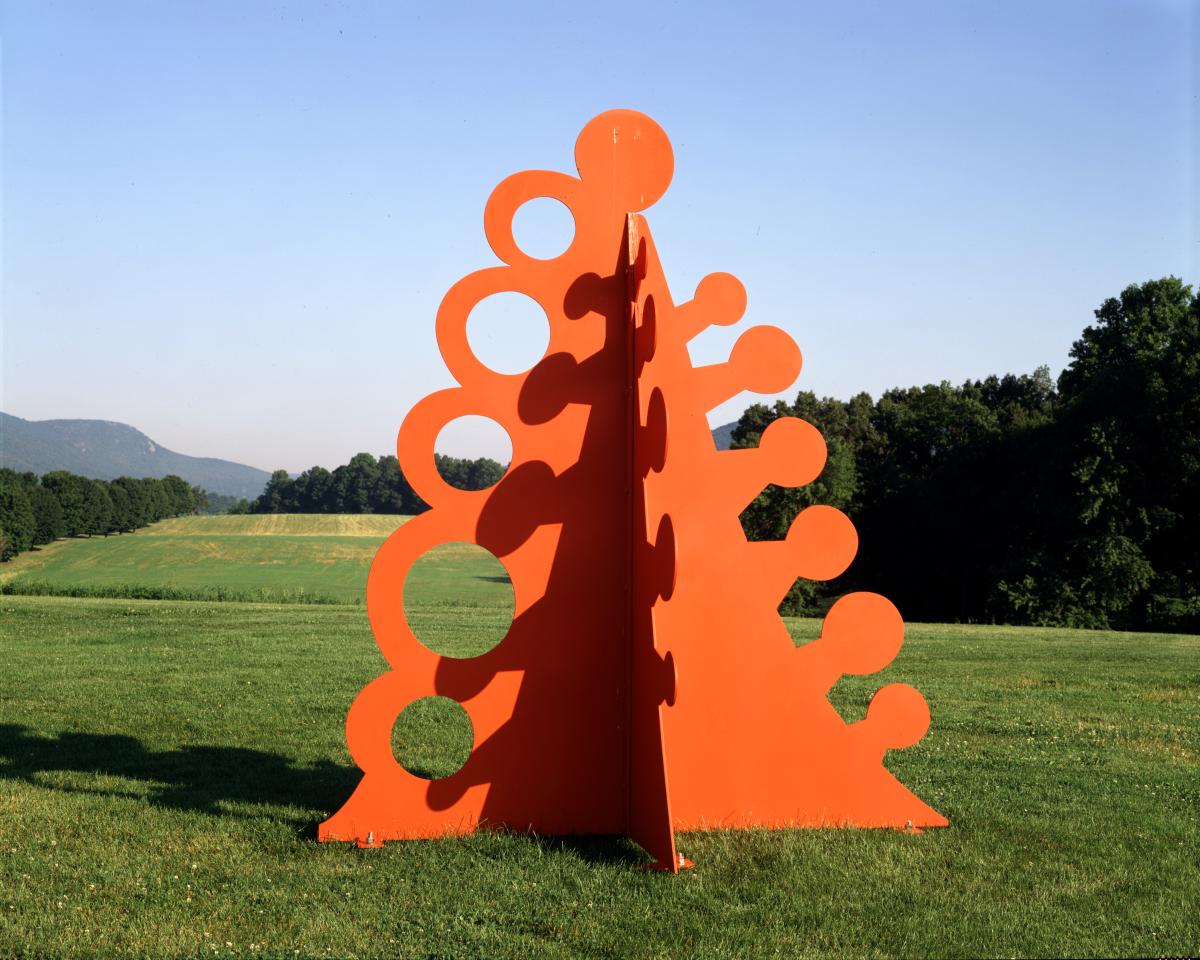 Installation view, 2002 © 2020 Calder Foundation, New York / Artists Rights Society (ARS), New York