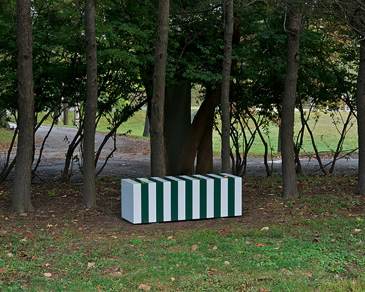 Daniel Buren, <em>Sit Down, </em>1998 (refabricated, 2010) (installation view)