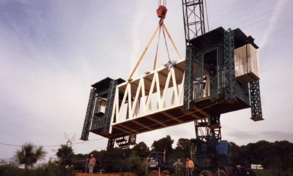 Siah Armajani,<i><i><i> Gazebo for Two Anarchists: Gabriella Antolini and Alberto Antolini</i>, </i></i>1992 (site preparation, 1992)