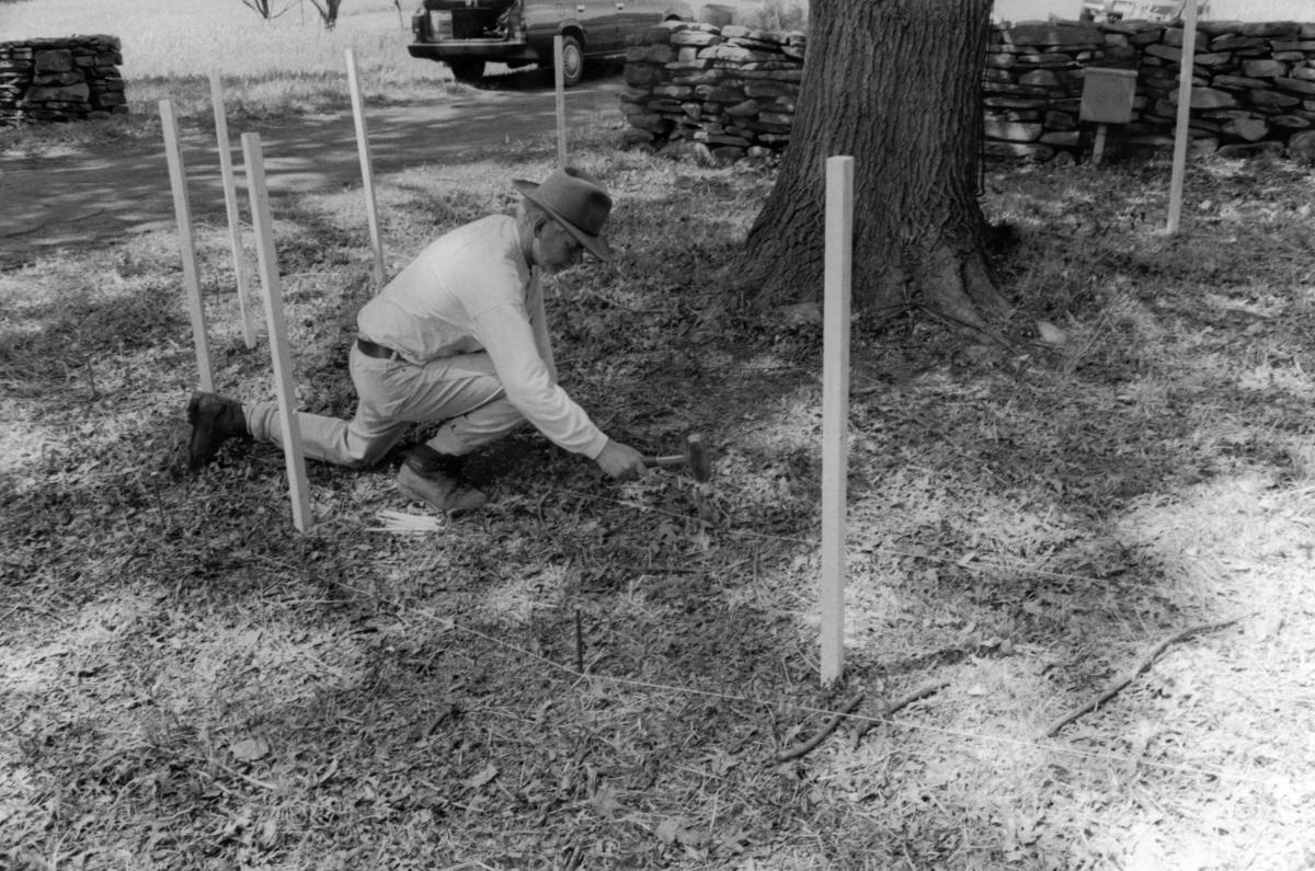 Andy Goldsworthy, <em>Storm King Wall, </em>1997-98 (installation view, 1998)