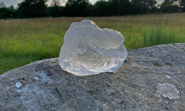 Martha Tuttle, <em>A stone that thinks of Enceladus,&nbsp;</em>2020<br />
(installation view, 2020)