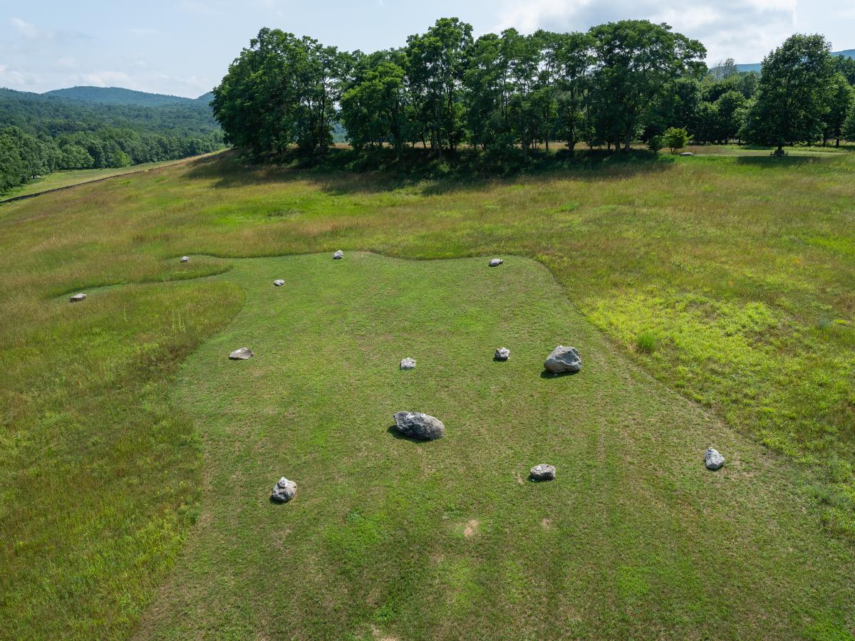 Martha Tuttle, <em>A stone that thinks of Enceladus,&nbsp;</em>2020<br />
(installation view, 2020)