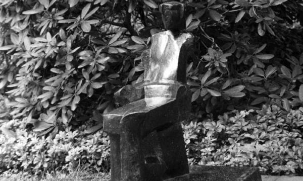 Seated Man (Uomo Seduto)